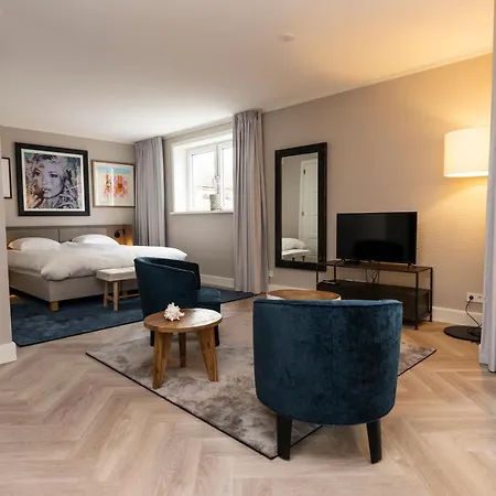Hampton Bed & Breakfast 4*